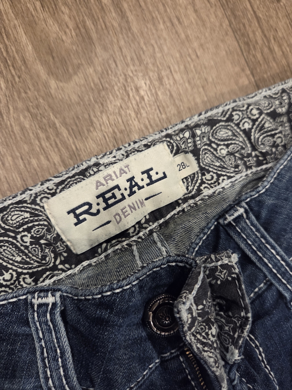 Ariat Mid Rise Bootcut Jeans 28L - Picture 4 of 9